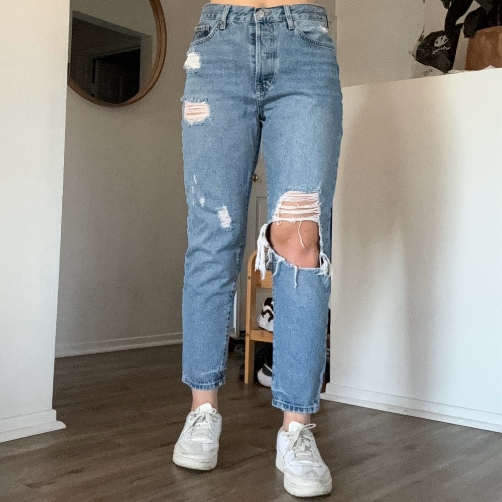Forever 21 Light Blue Distressed Straight Leg Jeans